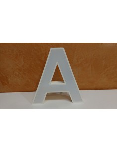 Letras corpóreas luminosas... 2
